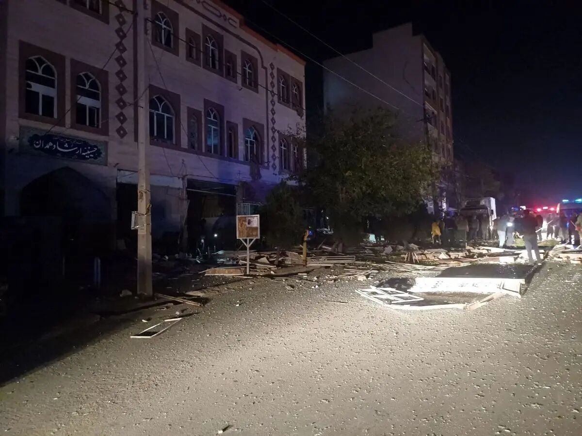 جزئیات انفجار گاز در حسینیه ارشاد همدان