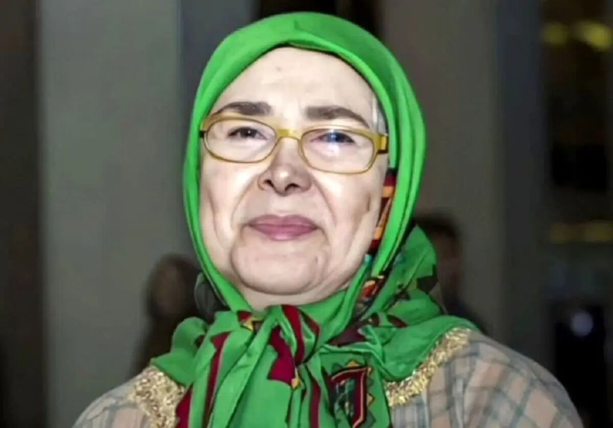 عکس های شوکه‌کننده «آفرین عبیسی» در سال 49؛ «ستار و ابی» در سال 53