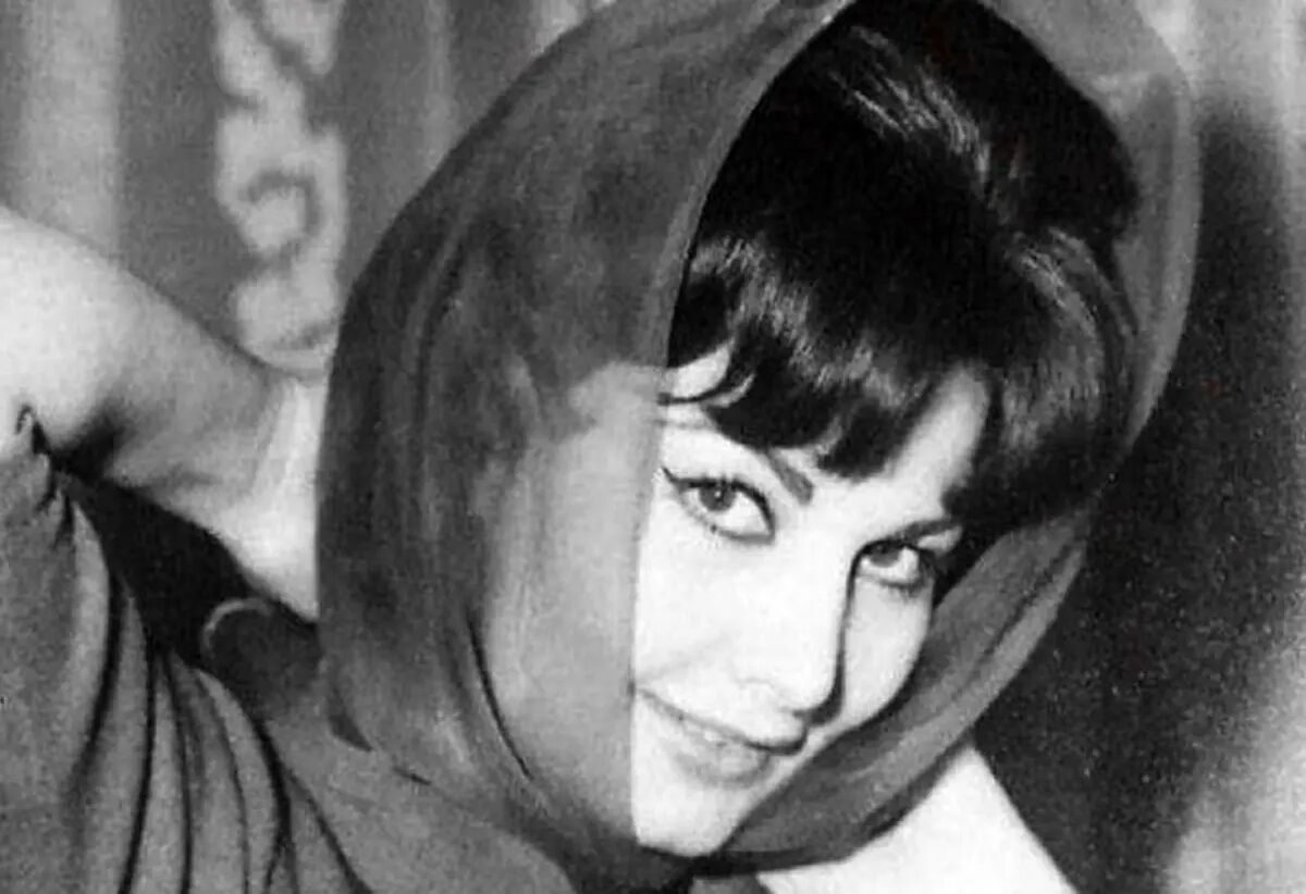 سفر در زمان؛ «فردین و آغاسی» در دهه 70؛ «ایرن و رضا ارحام صدر»؛ سال 52