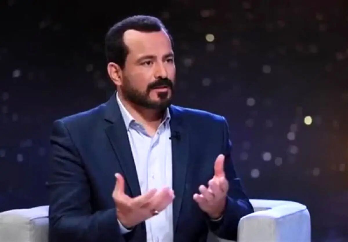 مجری معروف برنامه « زندگی پس از زندگی» در کنار پسرانش