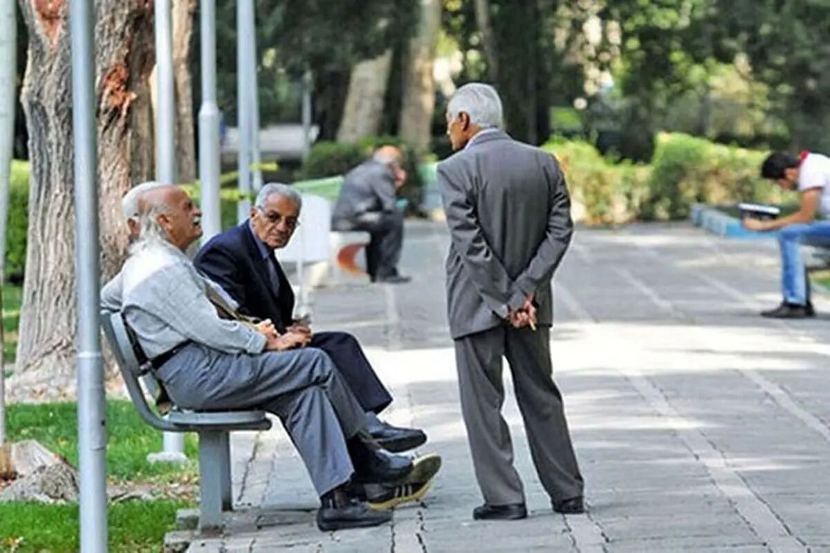 افزایش سن بازنشستگی از فروردین امسال؛ جزئیات قوانین جدید