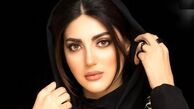پوشش متفاوت هلیا امامی با تصویر ناصرالدین‌شاه در اکران فیلم