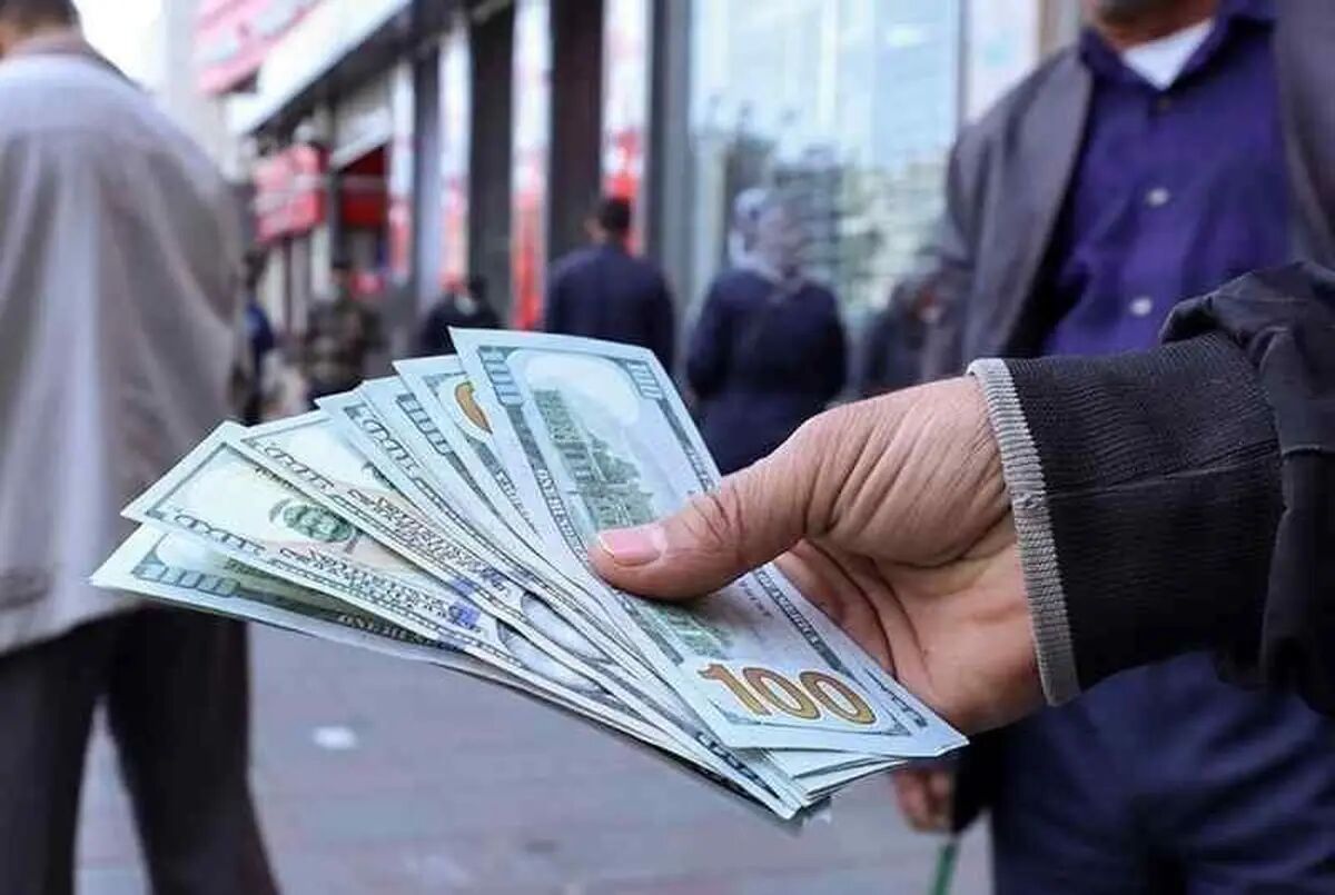 پیش بینی قیمت دلار ۳۰ فروردین ۱۴۰۴