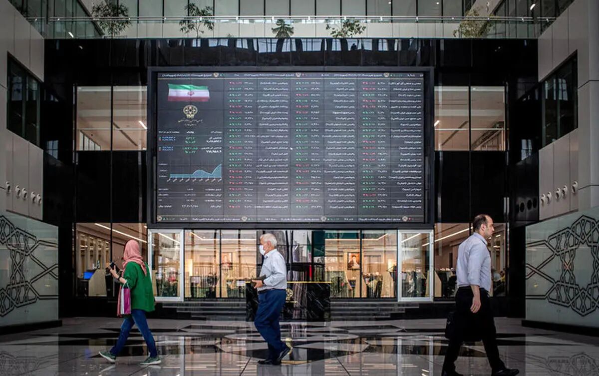 پیش بینی بورس فردا دوشنبه ۱ اردیبهشت ۱۴۰۴