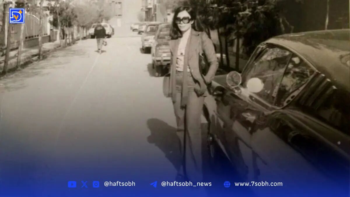 قاب تاریخ| ماشین‌بازترین دختر دهه50، پوری بنايی و بهمن مفيد در فيلم «خانم دلش موتور می‌خواد»