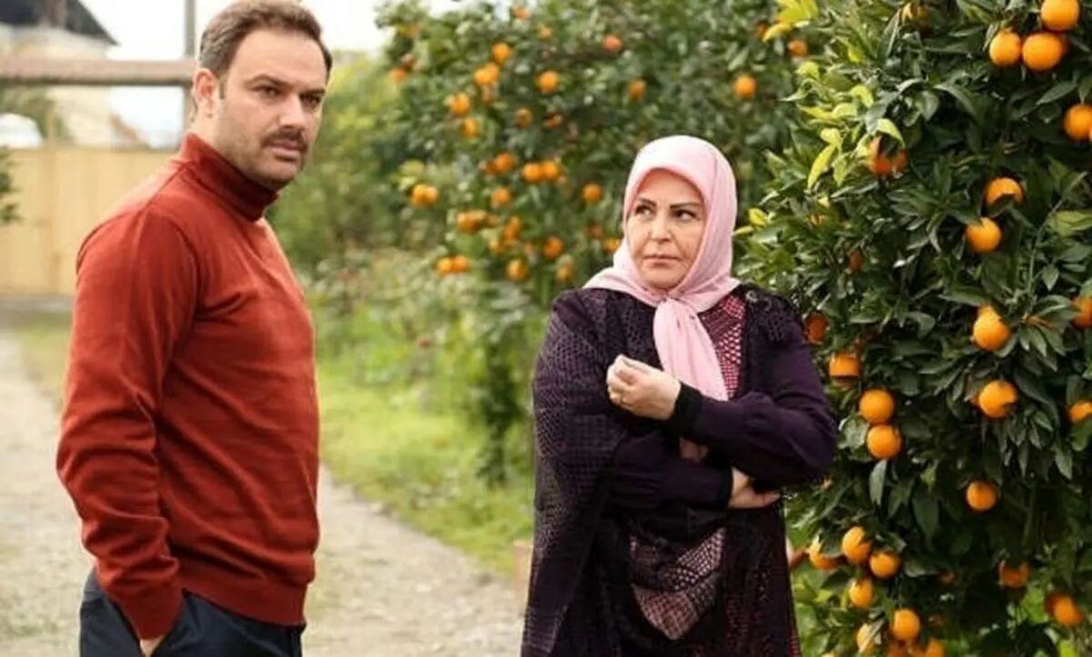 اکرم محمدی، خانم بزرگ سریال ستایش با استایل اروپایی