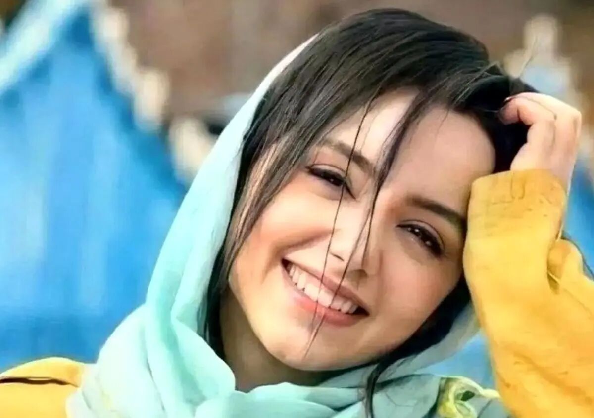 چرا نازنین بیاتی بازیگر بهتری از الناز حبیبی است ؟
