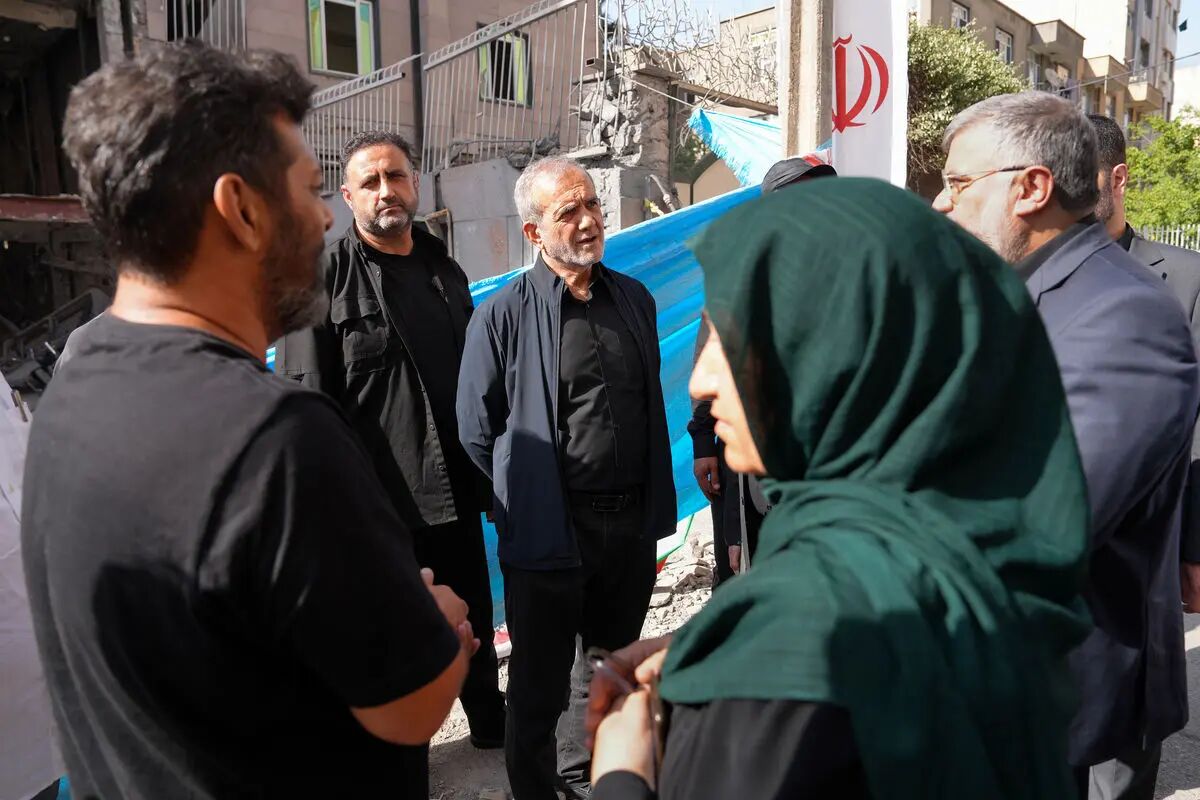 بازدید پزشکیان از مناطق آسیب‌دیده