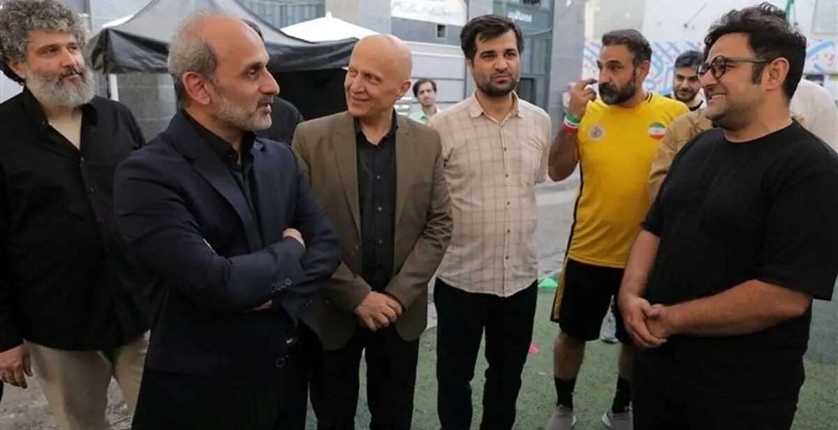 دیدار رئیس صدا و سیما با عوامل سریال سبزواران