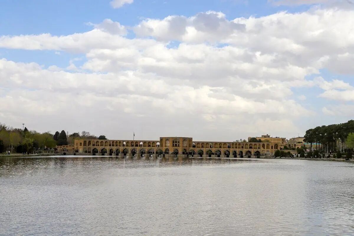چرا آب در زاینده‌رود جاری شد؟