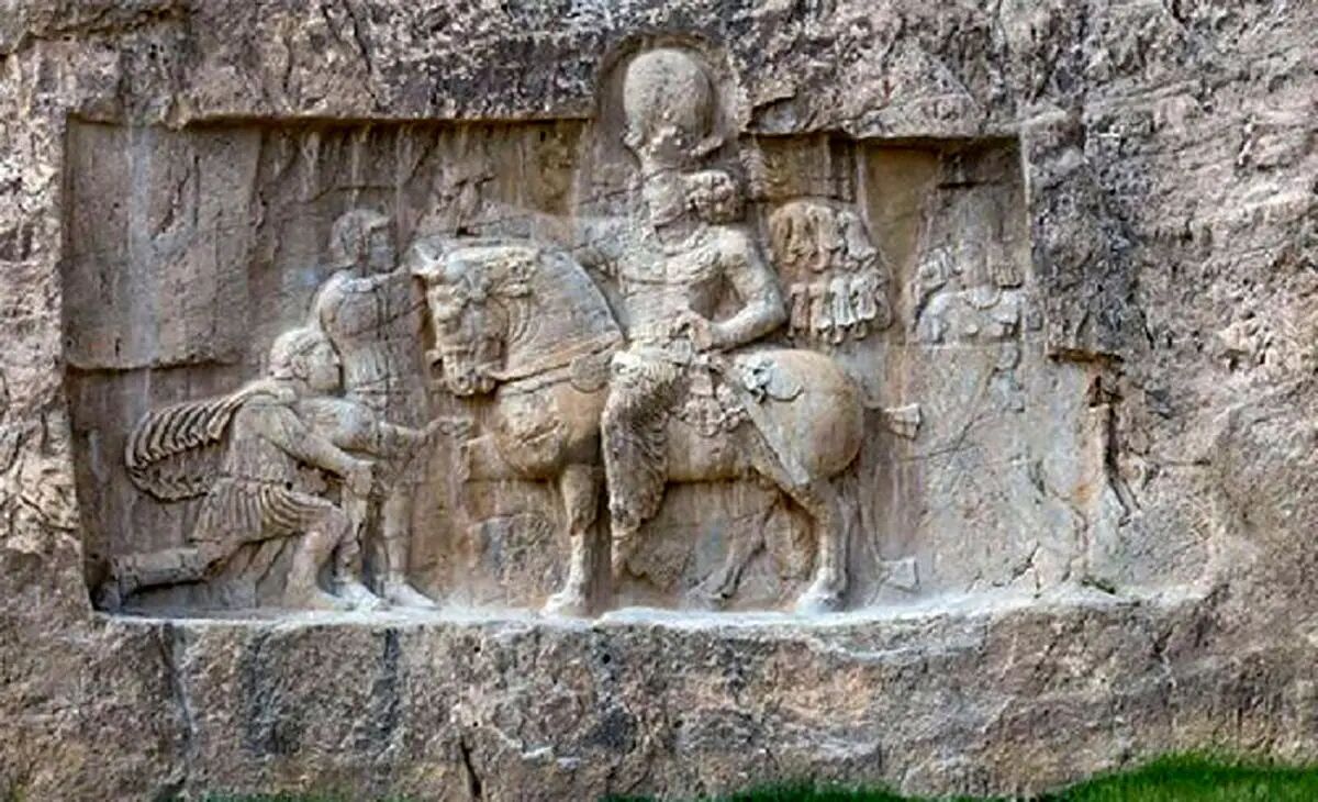 حضور پرسر و صدای شاپور ساسانی در سطح شهر