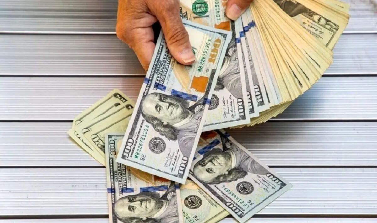 قیمت دلار امروز جمعه 27 تیر ماه 1404