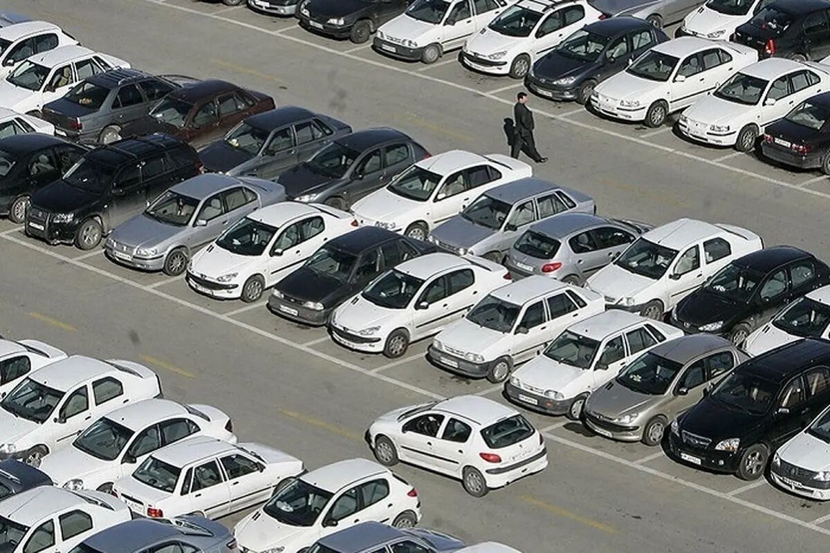 جهش شدید قیمت‌ها در بازار خودرو؛ کوییک، شاهین و تارا گران شدند