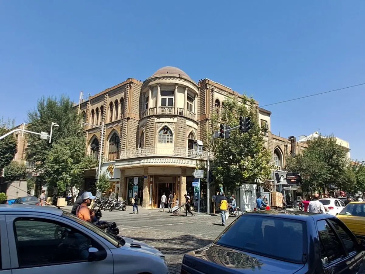 خیابان جمهوری تهران ۹۰ سال پیش