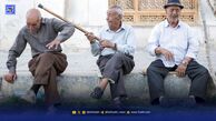 اقتصاد پیر روی صندلی چرخدار