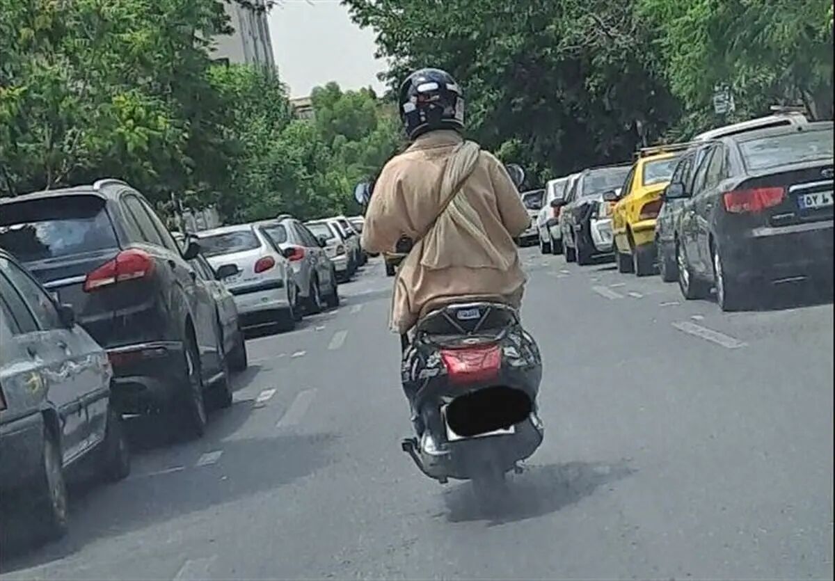 گواهینامه موتور زنان