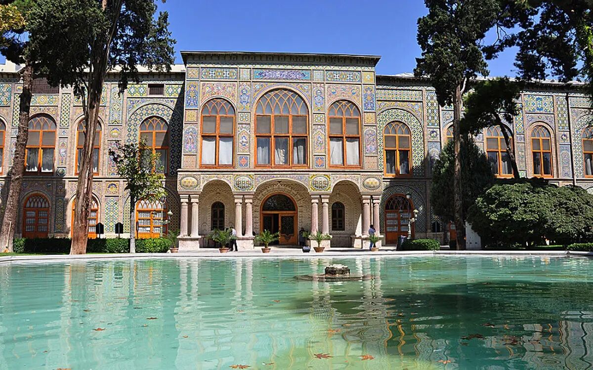 کاخ گلستان باز شد