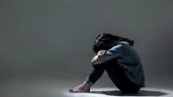 ۸ نشانه کسی که دلتنگ شماست، اما از گفتن واهمه دارد