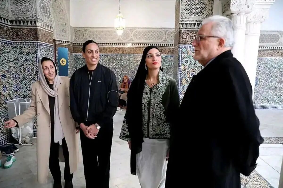 تجلیل تاریخی از ایمان خلیف در مسجد بزرگ پاریس