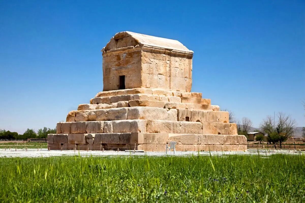 تصاویر داخل آرامگاه کوروش کبیر