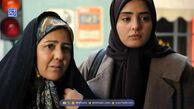 عکس/ میز عزای شیک و بدون تجملات زویا امامی، همسر هنرمند کاظم هژیر آزاد/ دیزاین زیبا با گَل، شمع، خرما و حلوا