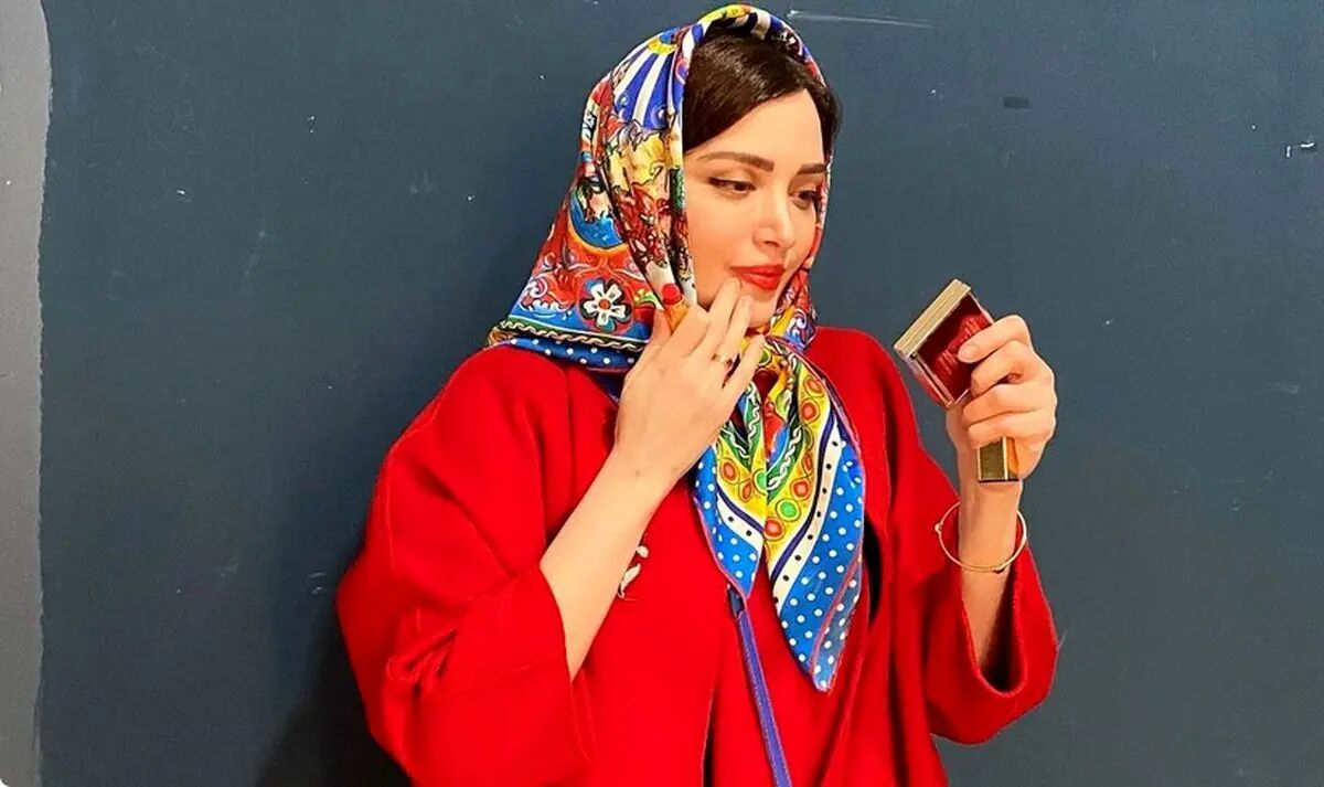 عکس روز | بادیگاردهای قدرتمند بهنوش طباطبایی در روز دفاعیه‌