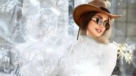 آلبوم تولد صبا تاجیک با تم سفید و رویایی