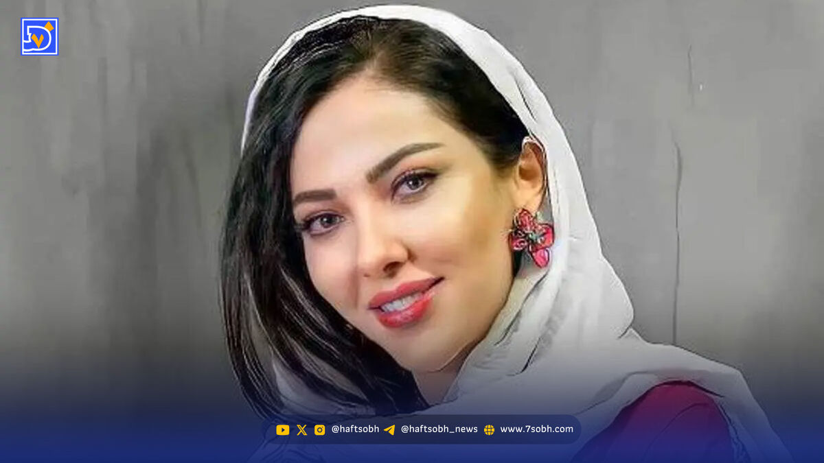 لیلا اوتادی با لباس سنتی قشقایی جلب توجه کرد
