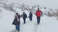 پنج فرد گرفتار شده در ارتفاعات مرزی میرآباد نجات یافتند