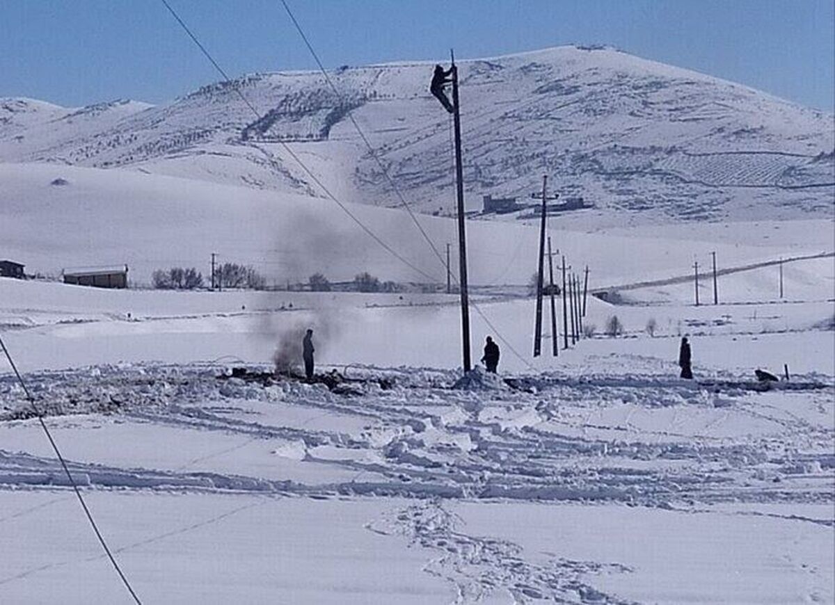 قطعی برق 150 روستای کردستان بر اثر بارش برف شدید و کولاک