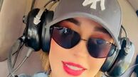 عکس| سارا منجزی‌پور همسر محمد علیزاده در حال خلبانی