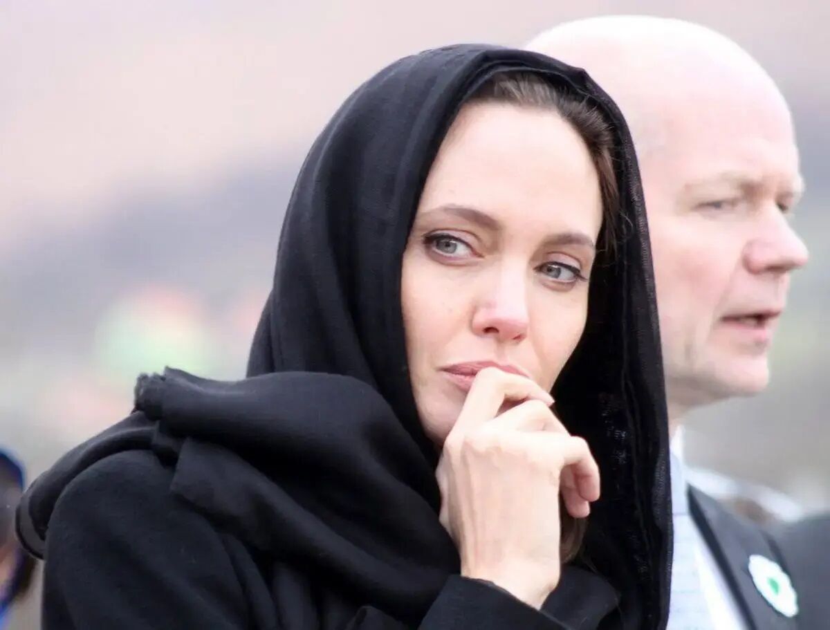 سفر در زمان| «آنجلینا جولی» ۲۵ساله در اوج جوانی و زیبایی