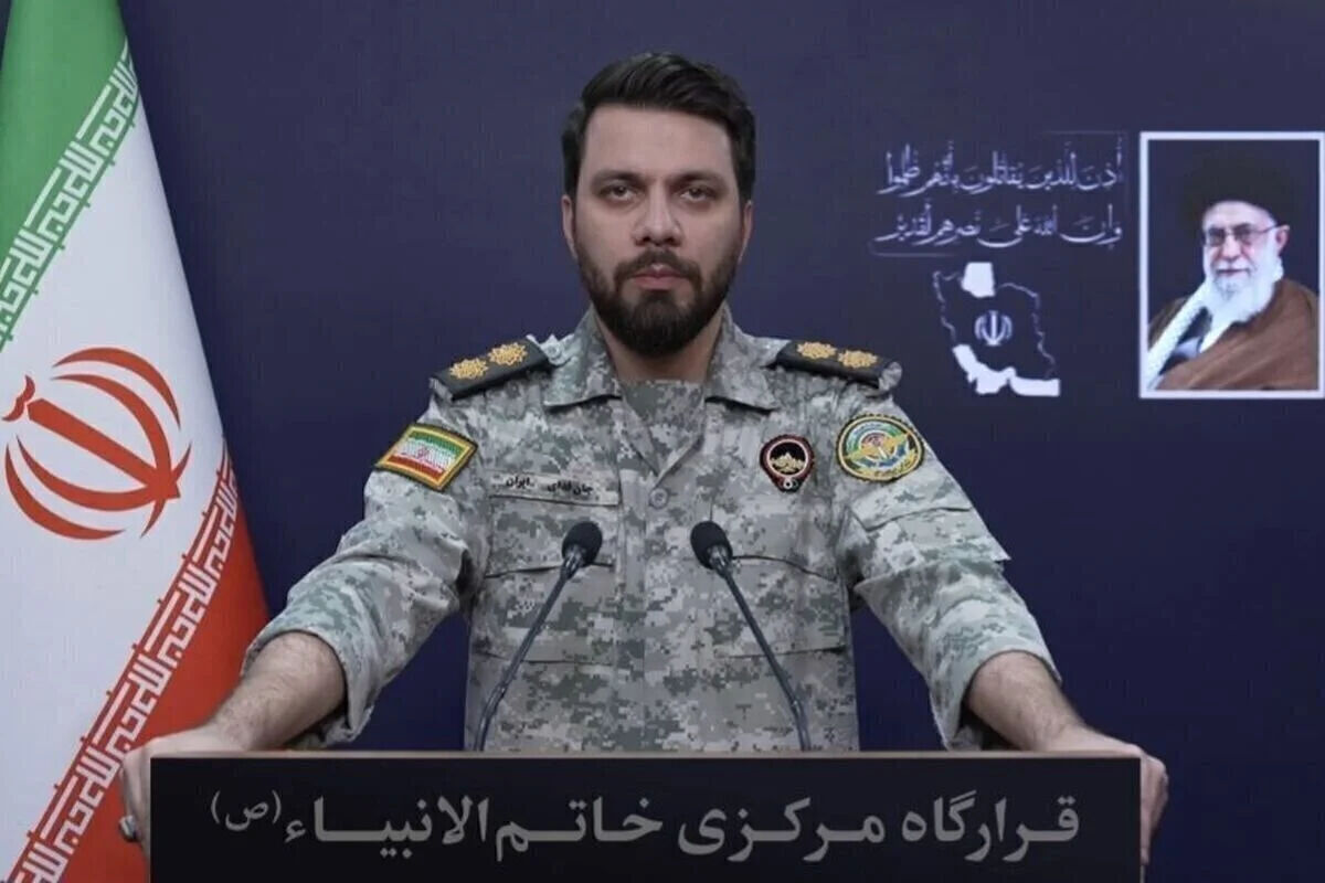 پیام دو زبانه سخنگوی قرارگاه خاتم به ترامپ غوغا کرد