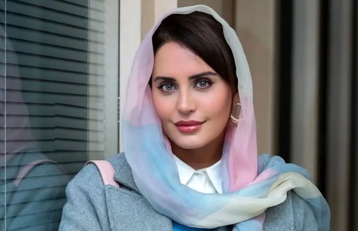 عکس| الناز شاکردوست با چهره بدون آرایش و چادر گلدار/ خانم بازیگر چقدر زیباست