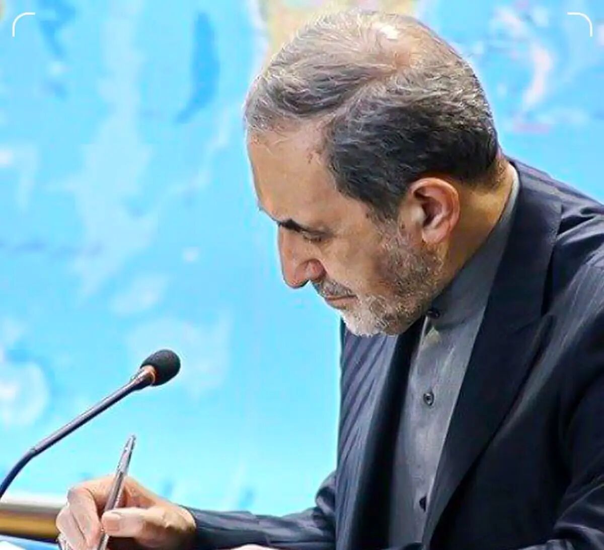پیام تسلیت دکتر علی‌اکبر ولایتی در پی شهادت دکتر کمال خرازی