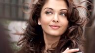 آیشواریا رای با استایلی خیره‌کننده در دهلی/ ستاره بالیوود در ۳۴ سالگی می درخشد! + عکس