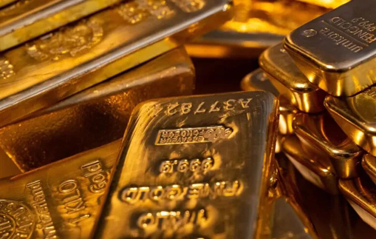 آخرین قیمت طلا و سکه در بازار امروز / طلا ارزان شد