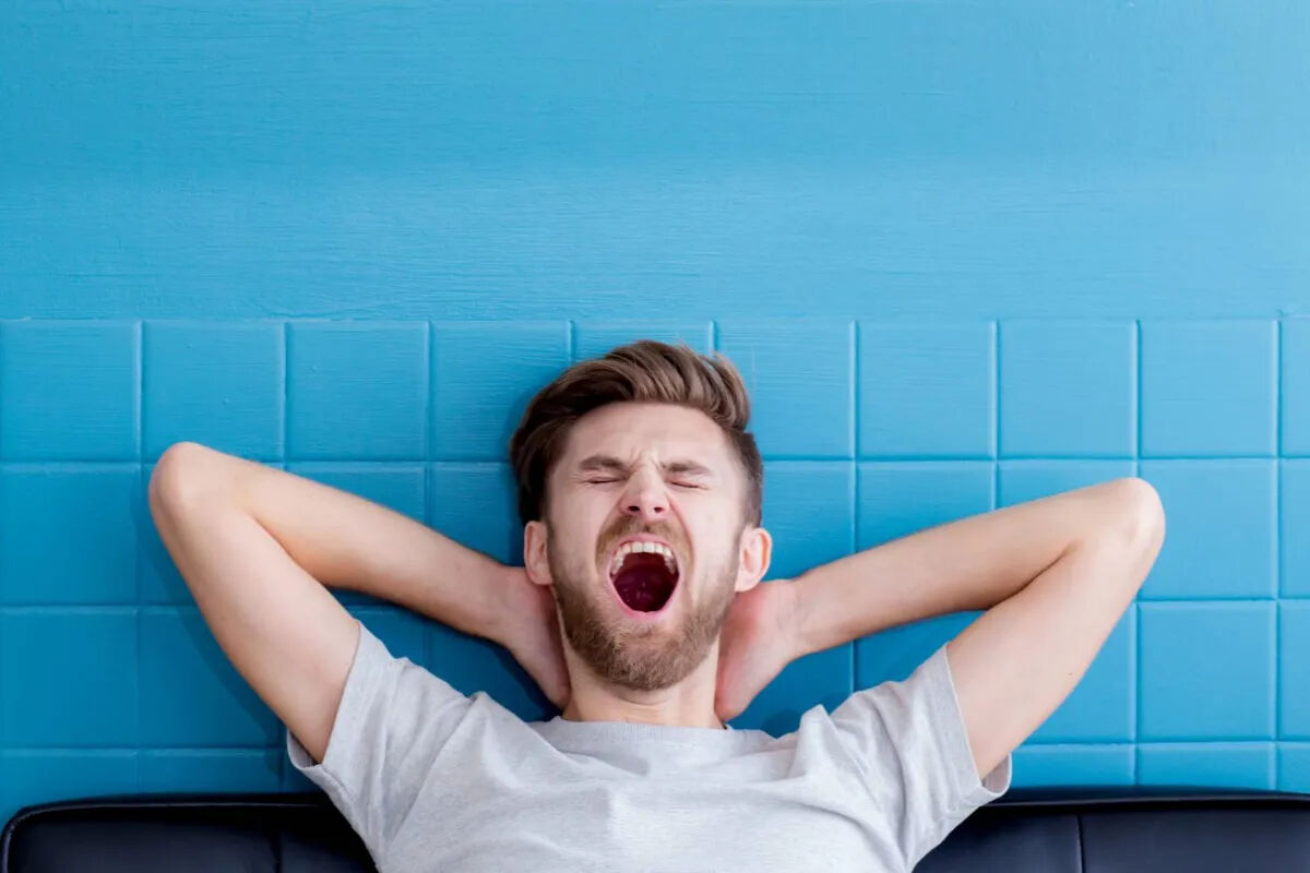 چرا خمیازه کشیدن واگیردار است؟