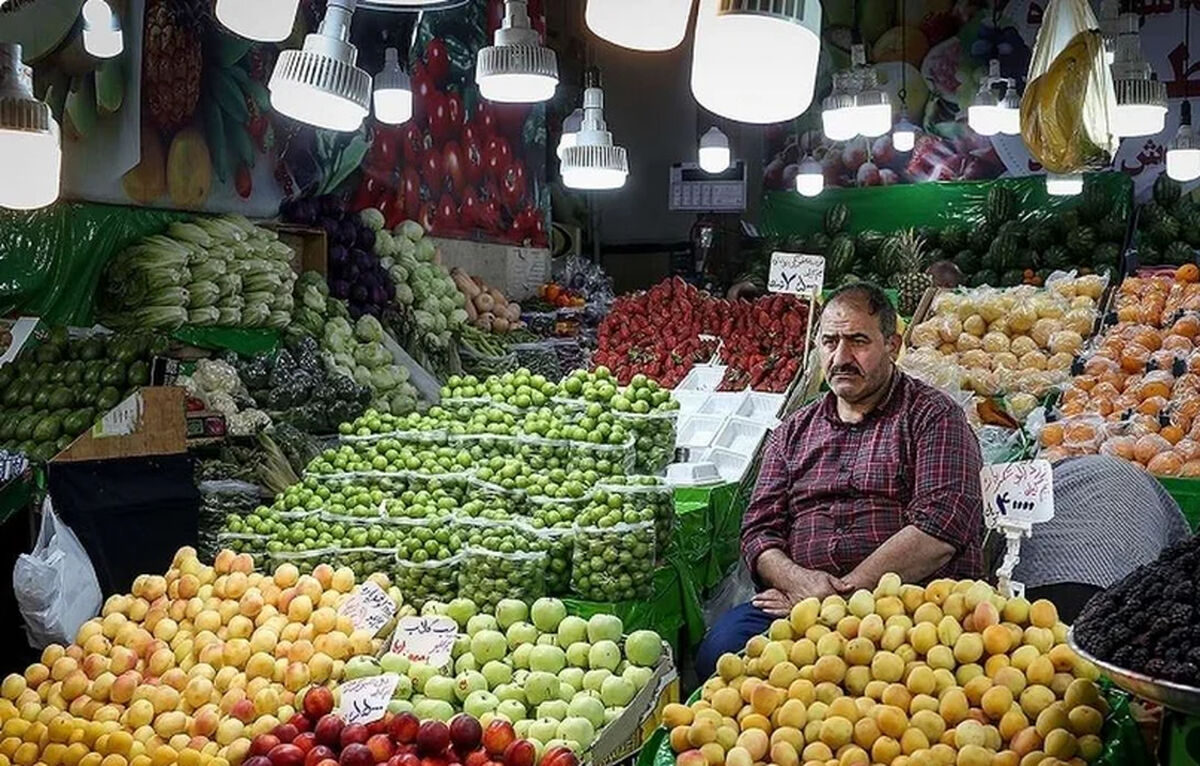 قیمت جدید میوه‌ نوبرانه؛ توت فرنگی و گوجه سبز چند؟