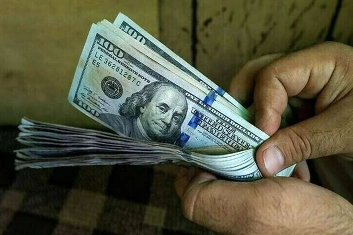 قیمت دلار امروز جمعه 4 اردیبهشت ۱۴۰۵