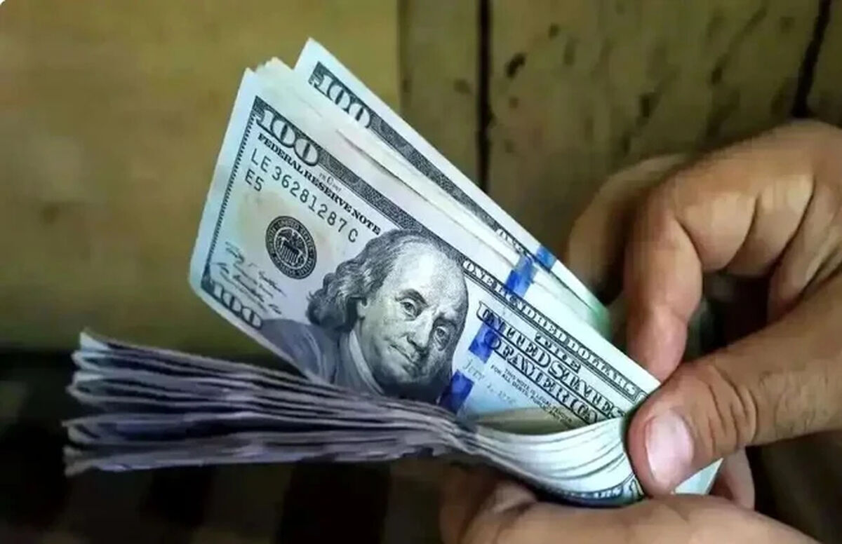 آخرین تغییر قیمت دلار امروز شنبه 5 اردیبهشت 1405