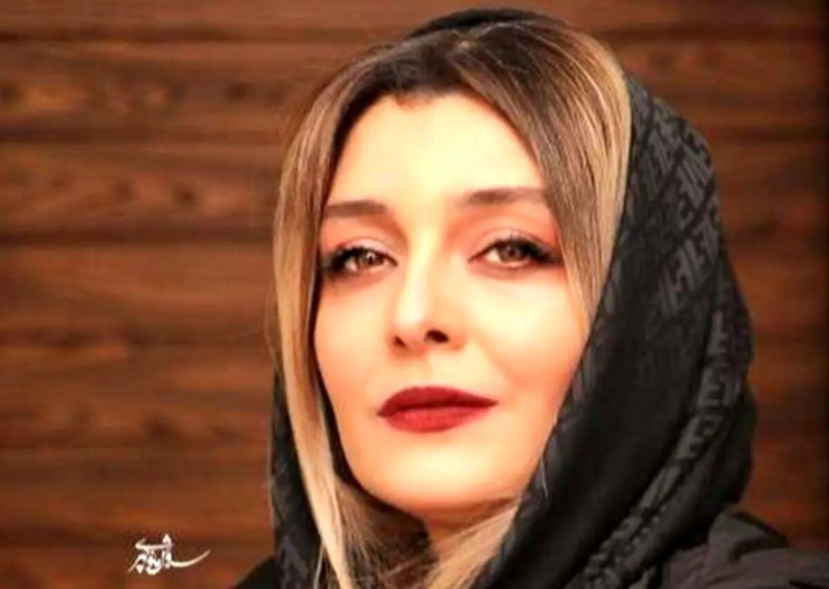 ساره بیات در کنار رضا گوچی و خانواده اش+ عکس خصوصی