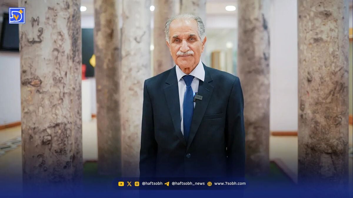 داستان معلمی که نمی‌دانست هنرمند است