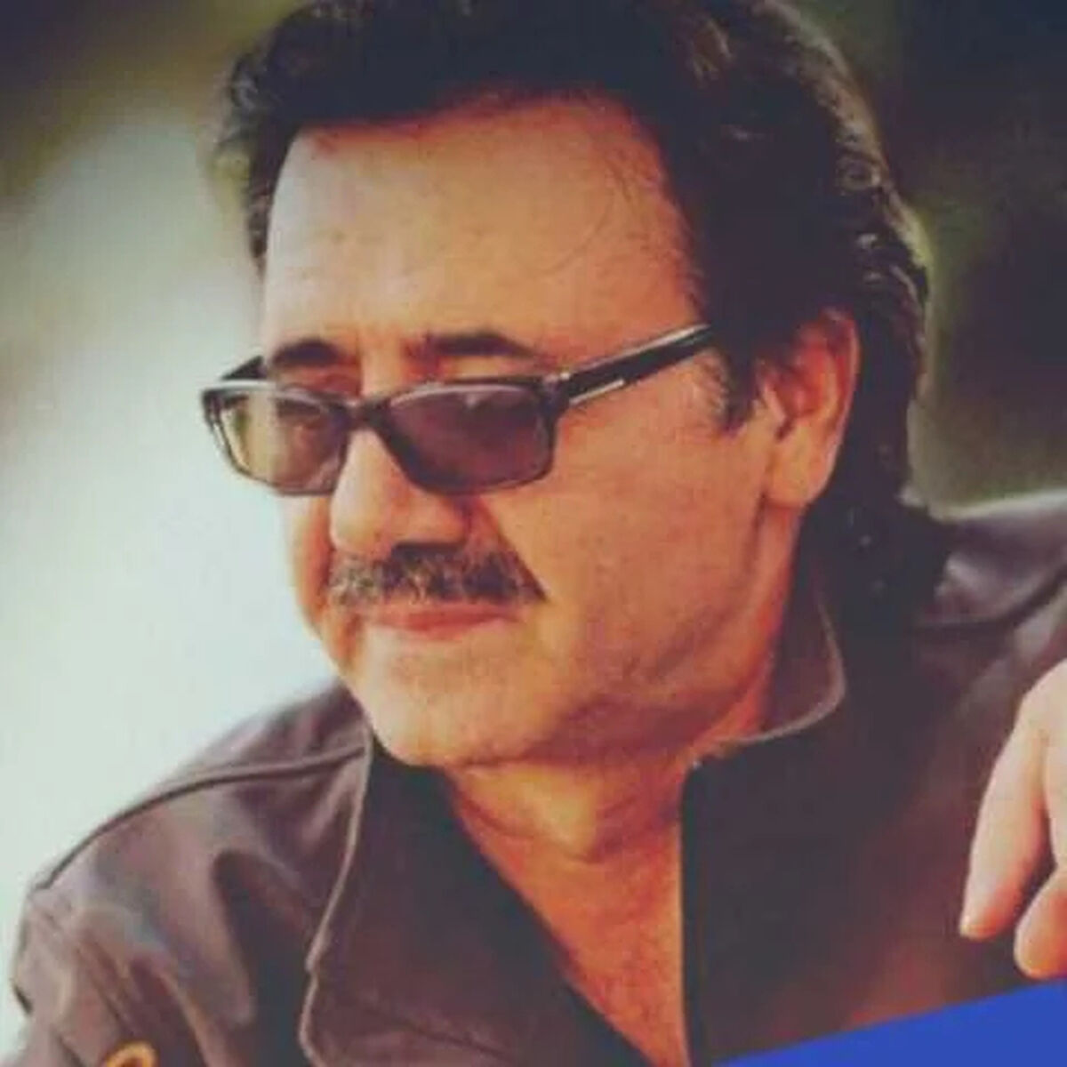 دانلود آهنگ باشکوه معین/ می دانم خبری از من دیوانه نداری