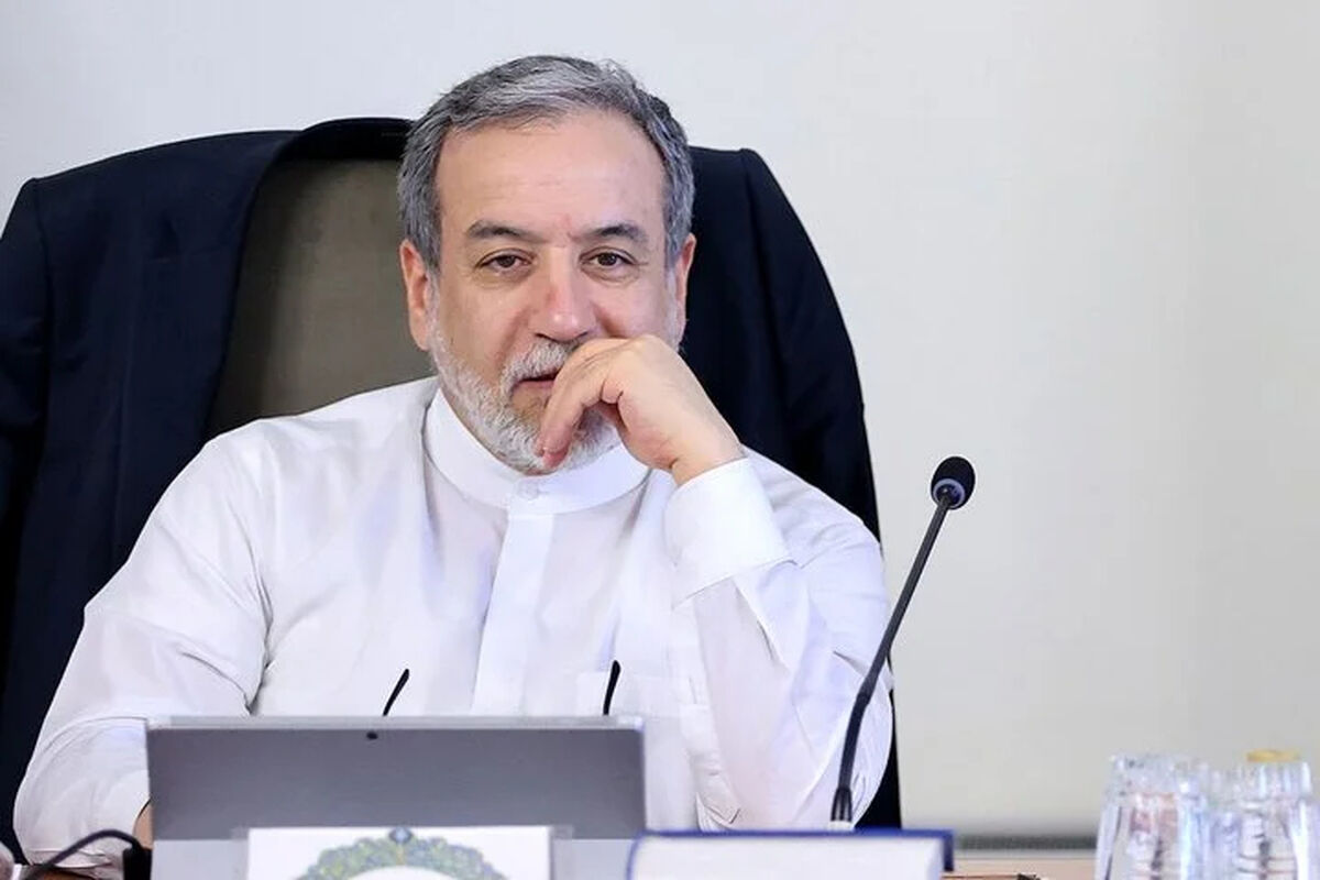 سفر در زمان؛ عکس عراقچی و همسرش در جشن تولد دخترشان