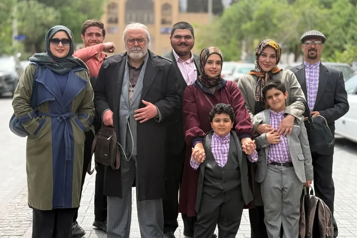اسامی و نقش بازیگران سریال صفا با خانواده