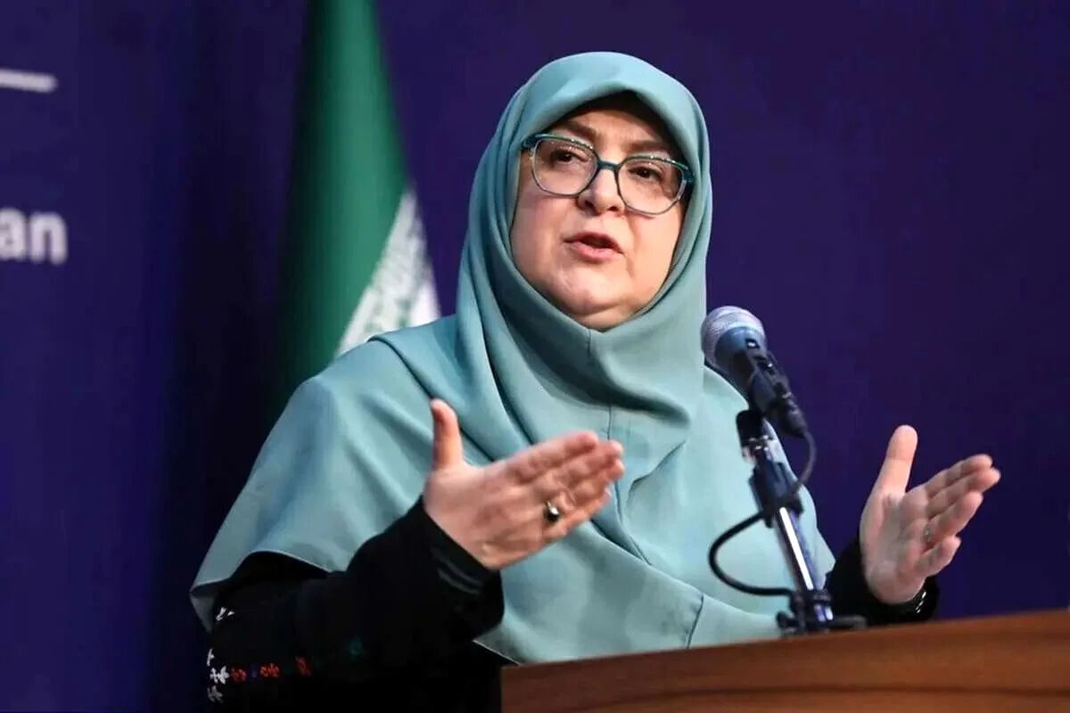 استایل فاطمه مهاجرانی سخنگوی دولت خارج از تلویزیون