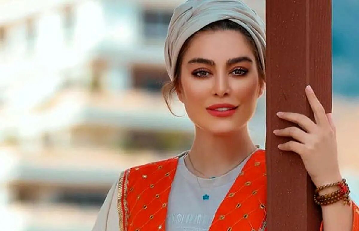 عکس| سحر قریشی مجری عشق ابدی در آمریکا کنار کاخ سفید