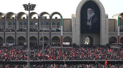 پایان مراسم وداع با پیکر رهبر شهید انقلاب در مصلی تهران شامگاه ۱۴ تیرماه