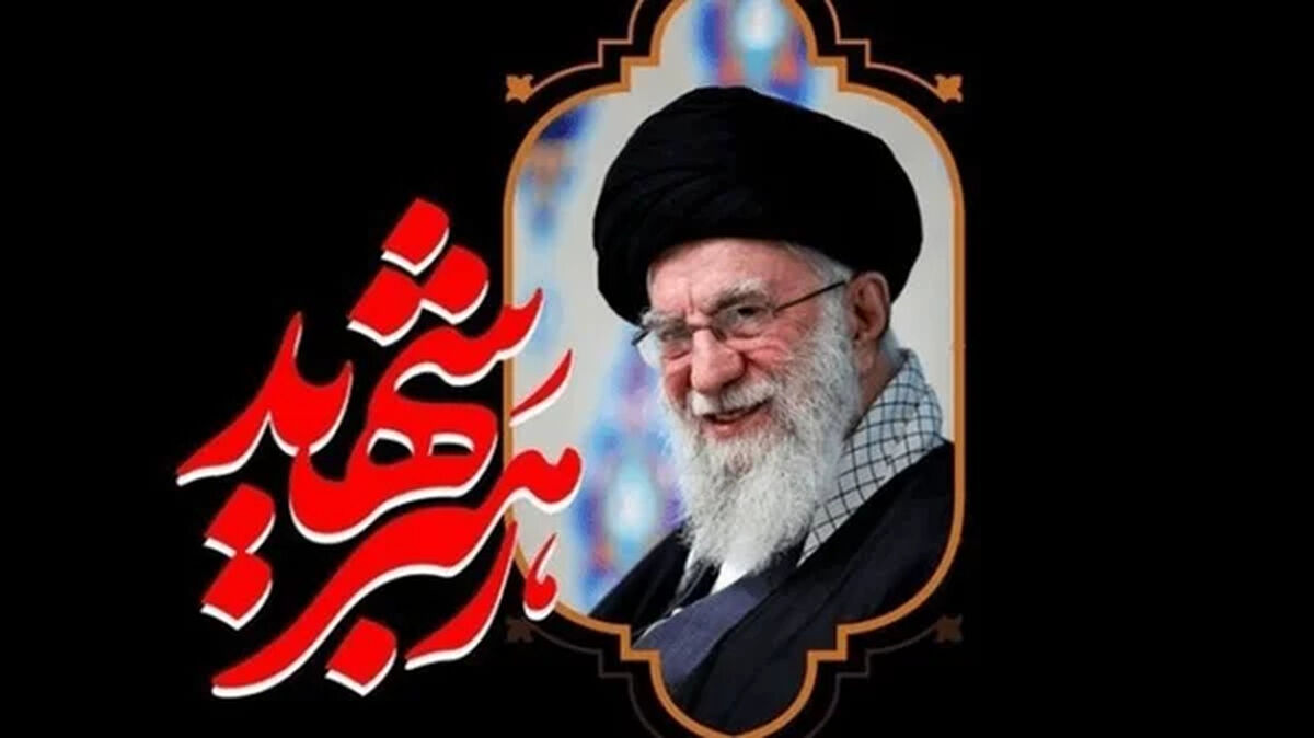 ویدئو| اشک‌های فرزندان رهبر شهید انقلاب هنگام قرائت نماز بر پیکر ایشان